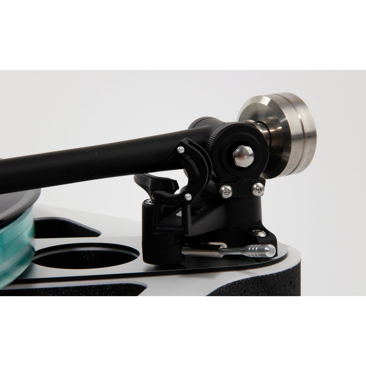 Rega - Planar 8 Turntable