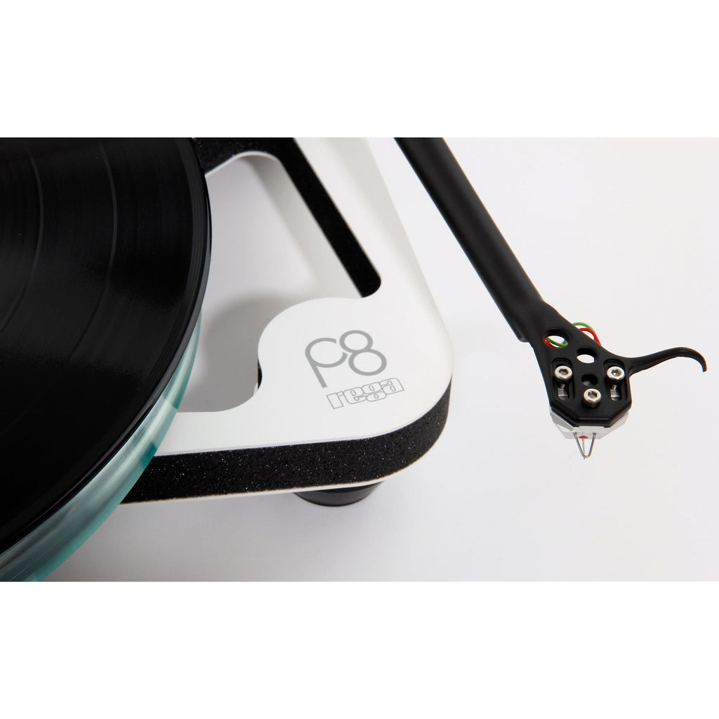 Rega - Planar 8 Turntable