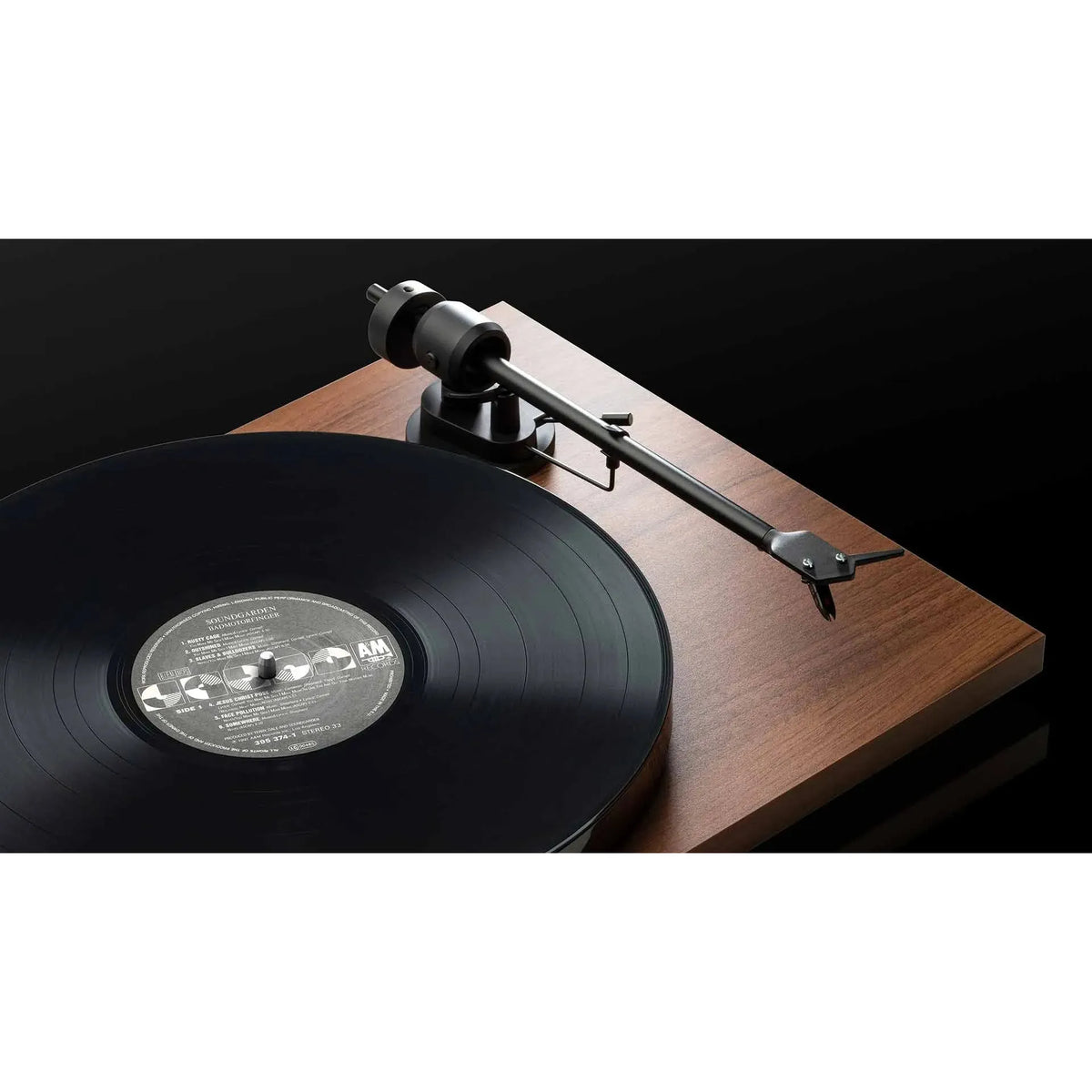 Pro-Ject - E1 Turntable